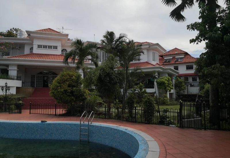 Tropicana Golf & Country Resort