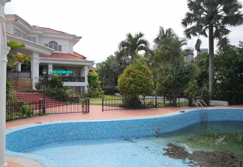 Tropicana Golf & Country Resort