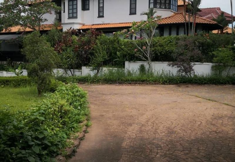 Tropicana Golf & Country Resort