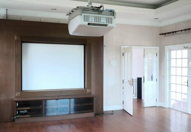 Tropicana Golf & Country Resort