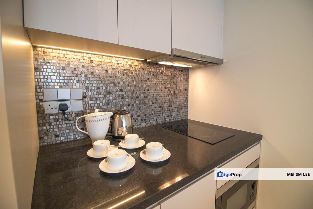 Fully Furnished 1 Bedroom Service Suites - Pavilion Suites, Kuala Lumpur, Kuala Lumpur, KL City