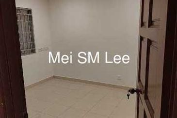 Jalan Suasana, Bandar Tun Hussein Onn