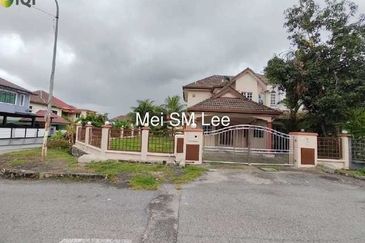 Jalan Suasana, Bandar Tun Hussein Onn