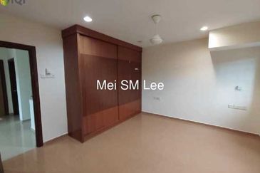 Jalan Suasana, Bandar Tun Hussein Onn