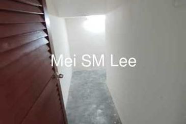 Jalan Suasana, Bandar Tun Hussein Onn