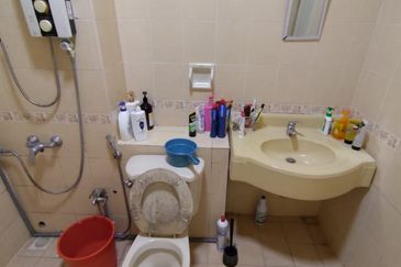 Facing North East 2 Storey Terrace @ Bandar Puteri 12, Puchong