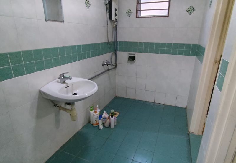 Facing North East 2 Storey Terrace @ Bandar Puteri 12, Puchong