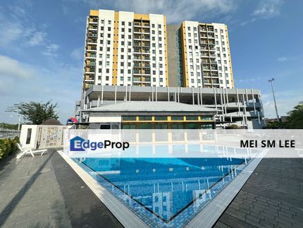 3 Bedrooms Service Residence @ JRK Senesta, Semenyih, Selangor, Semenyih