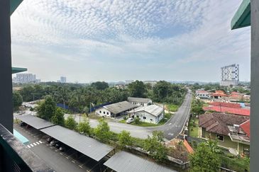 Residensi Zamrud (Zamrud Residensi)