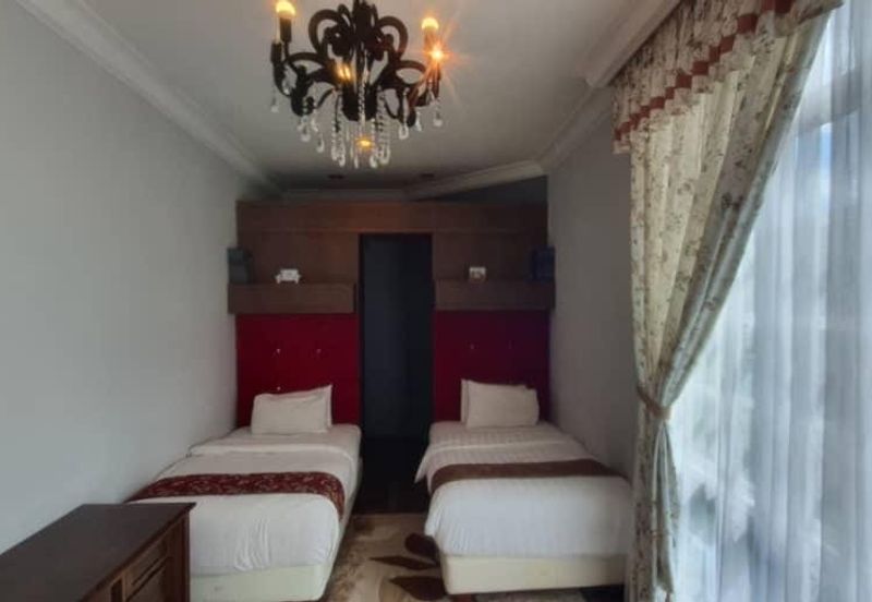 JALAN BESAR TANAH RATA - BRINCHANG