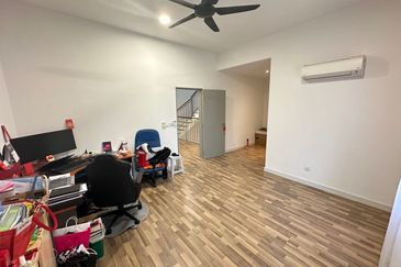 Lakefield Residences, Tropicana Heights