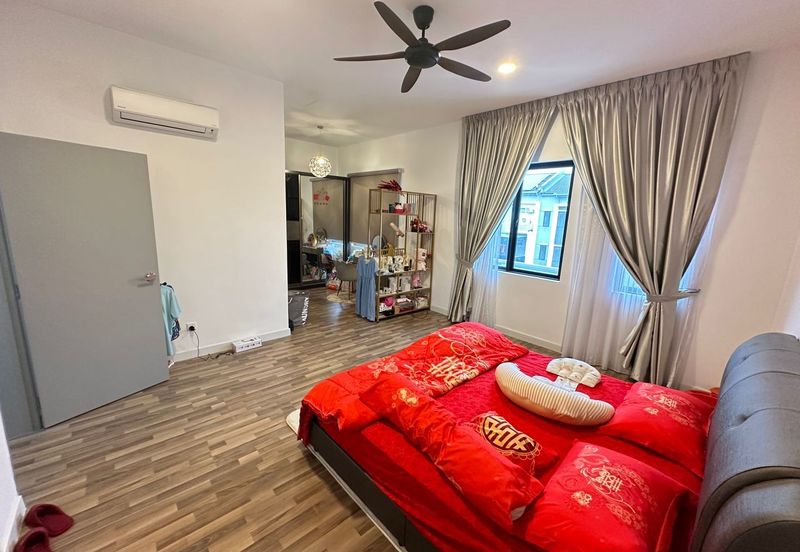 Lakefield Residences, Tropicana Heights