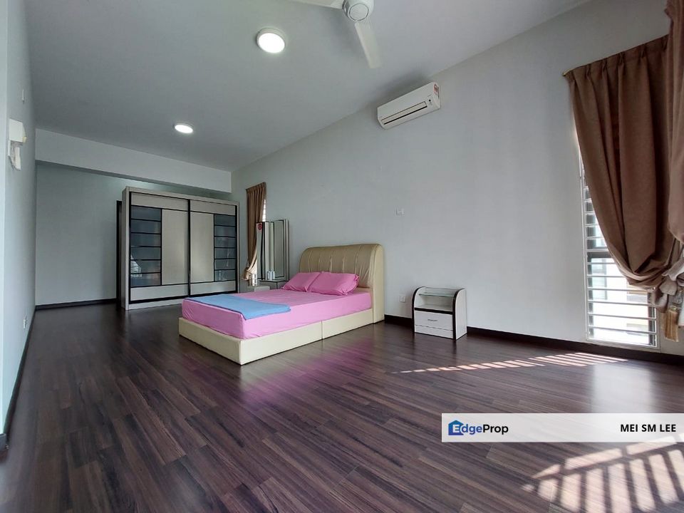 3 Storey Semi-D House @ Taman Saujana Suria, Kajang, Selangor, Kajang