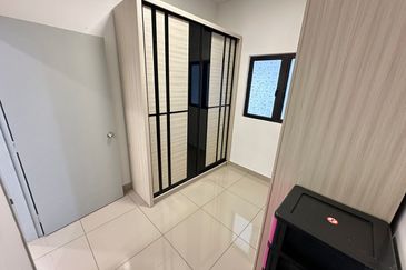 PALM HILL RESIDENCE 1