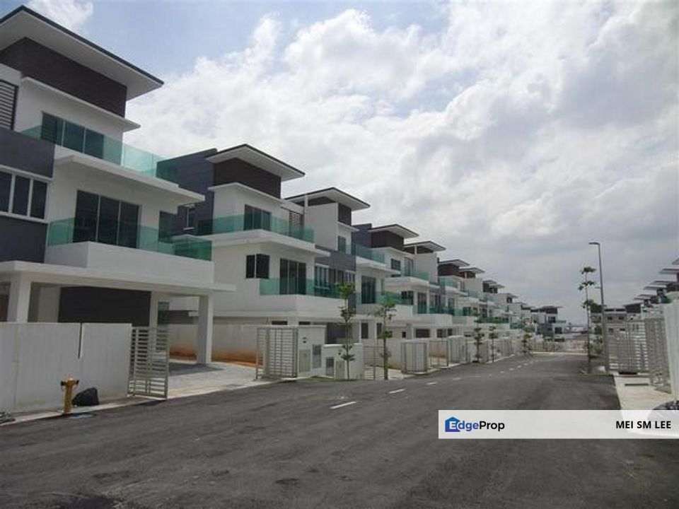 3 Storey Semi-Detached House @ Laville, Taman Dutamas, Cheras, Selangor, Cheras South
