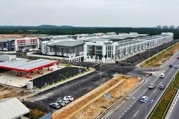 Suria Industrial Park (SIP)