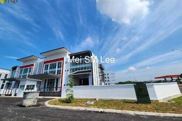 Suria Industrial Park (SIP)