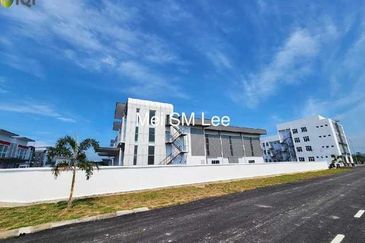 Suria Industrial Park (SIP)