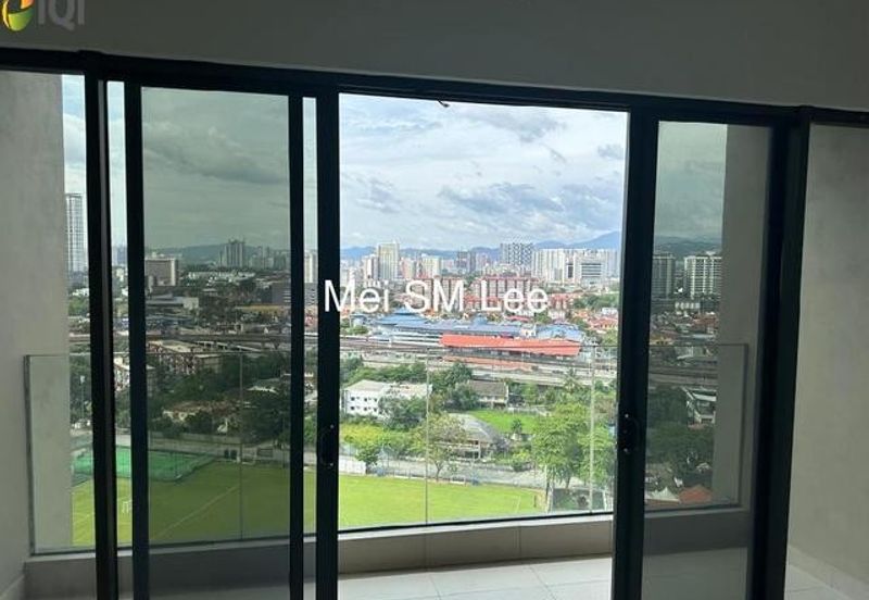 Mayfair Residences @ Pavilion Embassy