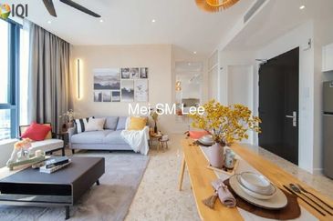 Pavilion Ceylon Hill