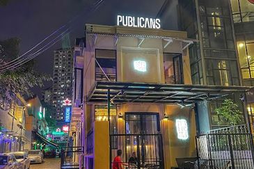 3 Storey Shoplot @ Changkat Bukit Bintang, Kuala Lumpur