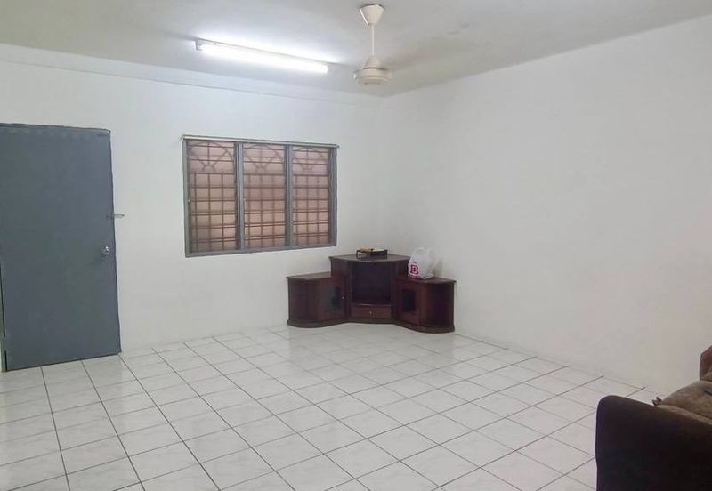 Pangsapuri Baiduri, Bandar Tasik Kesuma