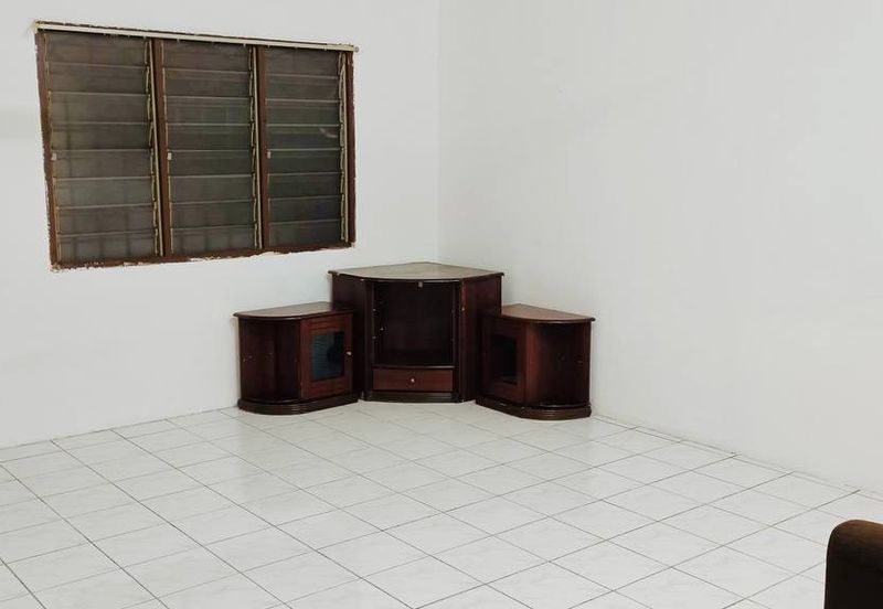 Pangsapuri Baiduri, Bandar Tasik Kesuma