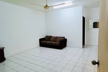 Pangsapuri Baiduri, Bandar Tasik Kesuma