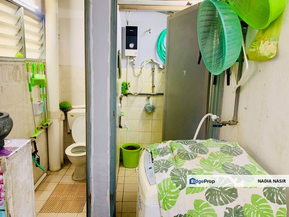 PUTRA RAYA APARTMENT, EQUINE PARK, CORNER UNIT LOT FOR SALE, Selangor, Puchong South