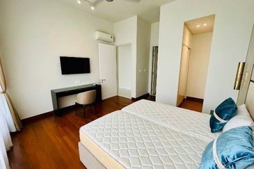 Oxford Residences @ Pavilion Embassy