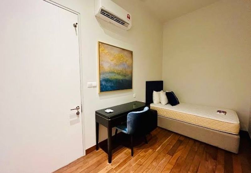 Oxford Residences @ Pavilion Embassy