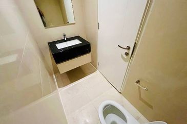 Pavilion Ceylon Hill