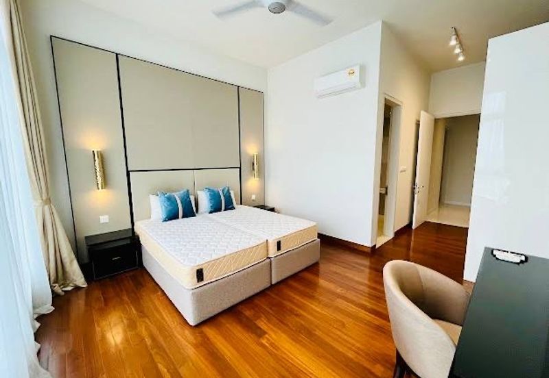 Oxford Residences @ Pavilion Embassy