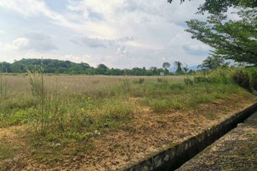 Pulau Indah Industrial Area