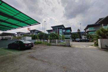 Bukit Jelutong Industrial Park