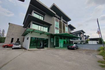 Bukit Jelutong Industrial Park