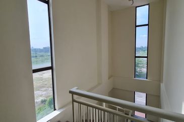 Bukit Jelutong Industrial Park