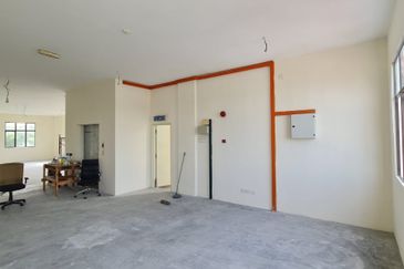 Bukit Jelutong Industrial Park