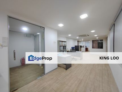 Fully Renovated Fitted Office Bandar Bukit Tinggi Klang, Facing Main Road, Selangor, Klang