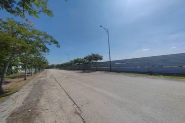 Pulau Indah Industrial Area