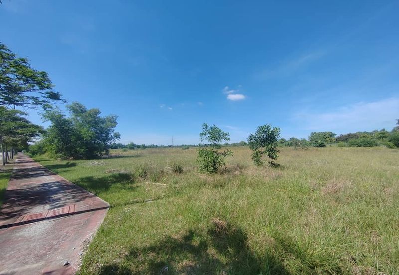 Westport Pulau Indah Port Klang Selangor Under Value 