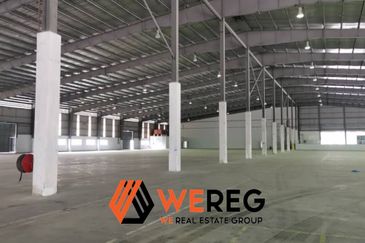 West Port, Pulau Indah