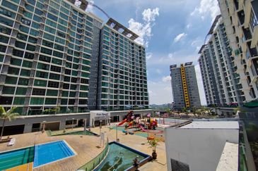 Vista Alam Serviced Apartment