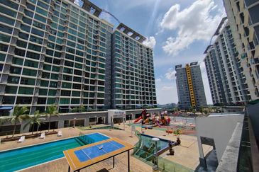 Vista Alam Serviced Apartment