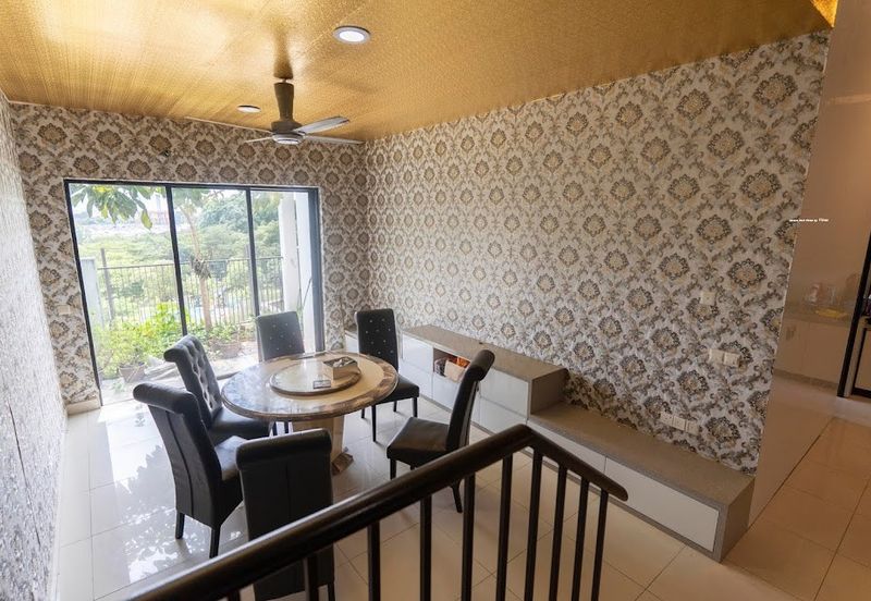 Duta Villa, Setia Alam