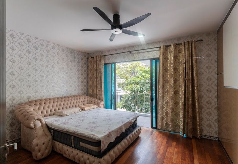 Duta Villa, Setia Alam