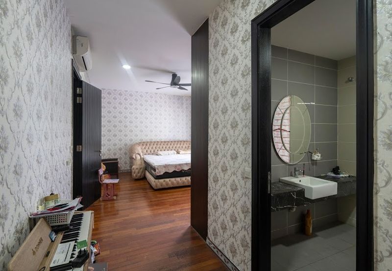 Duta Villa, Setia Alam