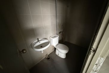 Bukit Jelutong Industrial Park