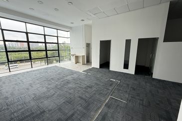 Bukit Jelutong Industrial Park