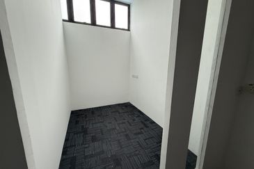 Bukit Jelutong Industrial Park